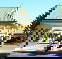 Country Gardens Motor Inn - Holiday Cairns