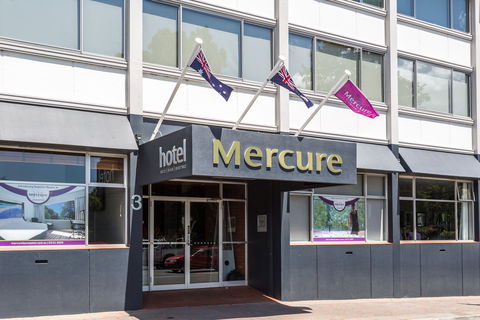 Mercure Launceston - Holiday Cairns 1