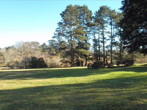 Sutton Forest Cottage - Holiday Cairns 2