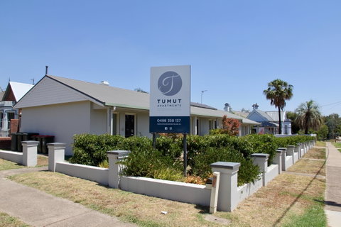 Tumut Apartments - Holiday Cairns 0