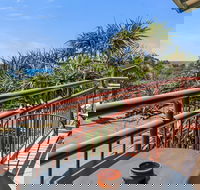 16 Point Lookout Beach Resort - Holiday Cairns