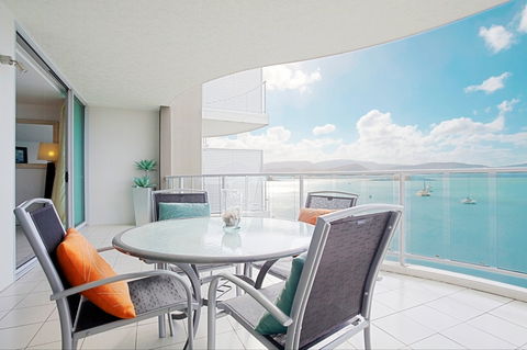 At Marina Shores - Holiday Cairns 0