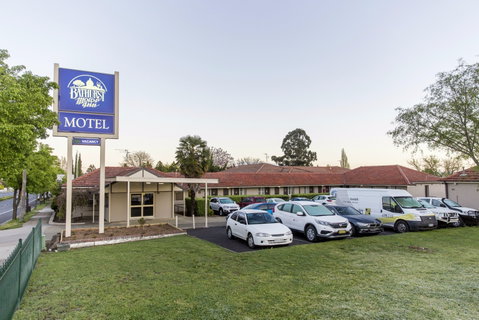 Bathurst Motor Inn - Holiday Cairns 1
