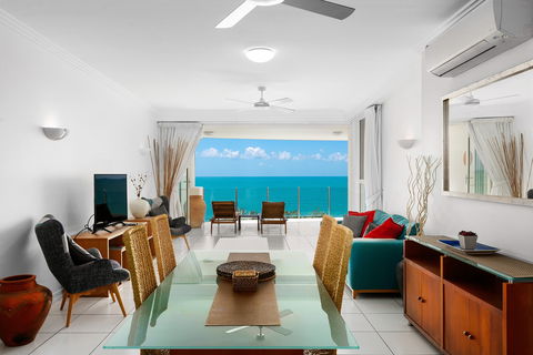 Bellevue At Trinity Beach - Holiday Cairns 1