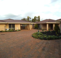 Busselton Seaside Escape Apartment - Holiday Cairns