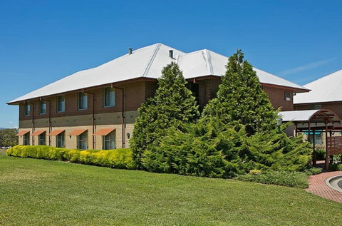 Centre For Professional Development Charles Sturt University Accommodation - Holiday Cairns 0
