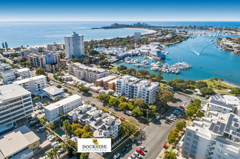 Dockside Holiday Apartments - Holiday Cairns 0