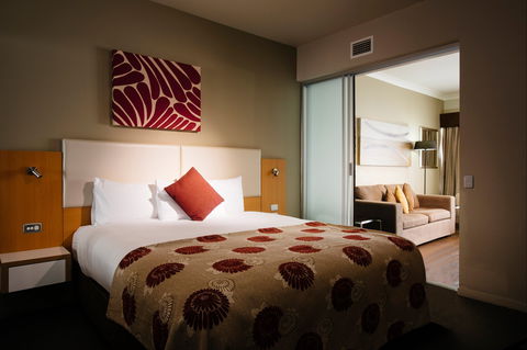 Grand Hotel And Apartments Townsville - Holiday Cairns 1