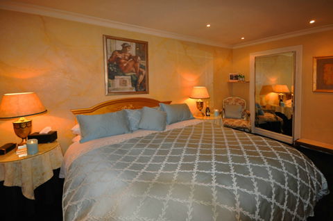 Leuras Magical Manderley - Holiday Cairns 0