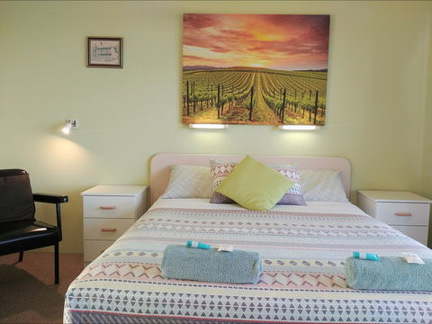 Mollymook Ocean View Motel - Holiday Cairns 0