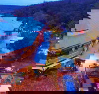Mundaring Weir Hotel - Holiday Cairns
