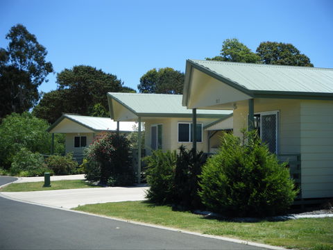 Peppertree Cabins Kingaroy - Holiday Cairns 0
