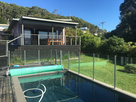 Poolside At Hyams - Holiday Cairns 1