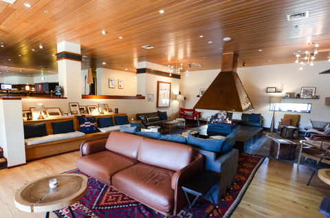 Thredbo Alpine Hotel - Holiday Cairns 0