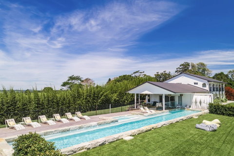 Villa St Helena - Holiday Cairns 1