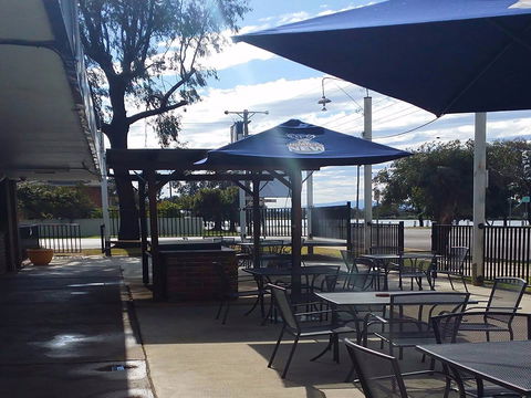 Wilga Hotel - Holiday Cairns 1
