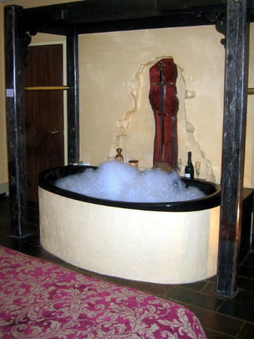 A Loft In The Mill - Holiday Cairns 1