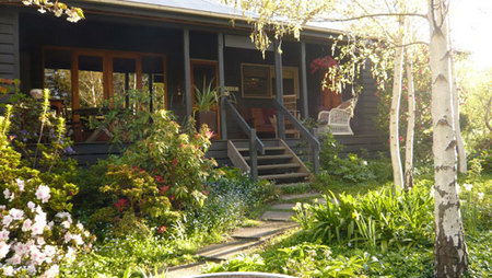 Cottage Braeside Mt Macedon - Holiday Cairns 0