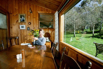 Cottage Braeside Mt Macedon - Holiday Cairns 5