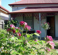 Airleigh - Rose Cottage - Holiday Cairns