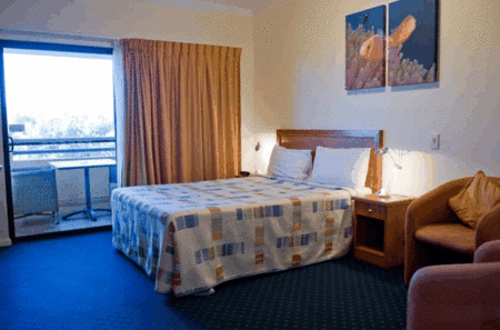 Kacys Bargara Beach Motel - Holiday Cairns