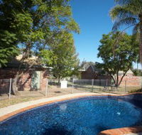 Belvoir Village Motel - Holiday Cairns