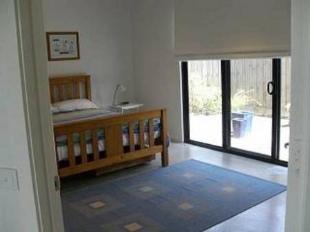 Ocean View Beach House - Holiday Cairns 5