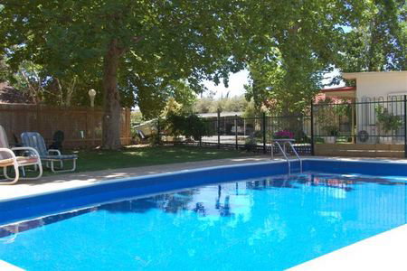 Aarinda Holiday Apartments - Holiday Cairns 4