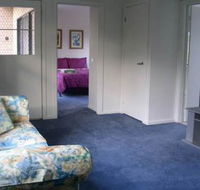 Central Cowes Family Townhouses - Holiday Cairns