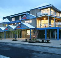 The Island Accommodation - Holiday Cairns