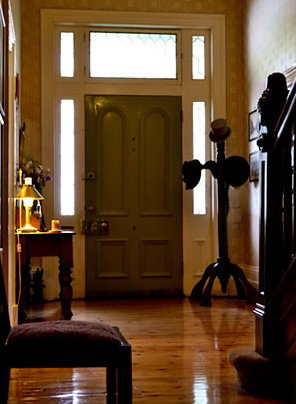 Bishopscourt Bed And Breakfast - Holiday Cairns 3