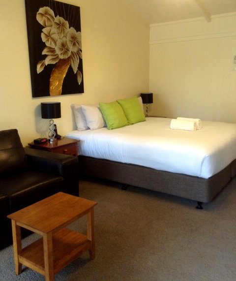 Bendigo Lakeview Motor Inn - Holiday Cairns 2