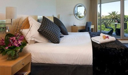 Quay Grand Suites Sydney - Holiday Cairns 1