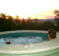 Wallaby Ridge Retreat - Holiday Cairns