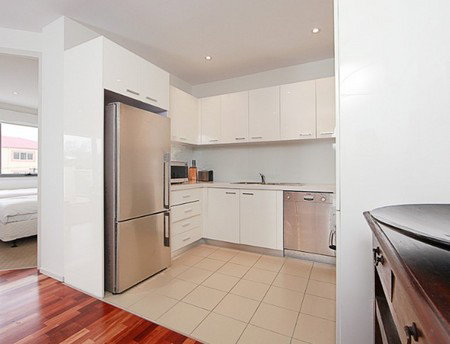Accommodate Canberra - Holiday Cairns 2