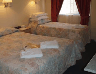 Aromet Motor Inn - Holiday Cairns 1
