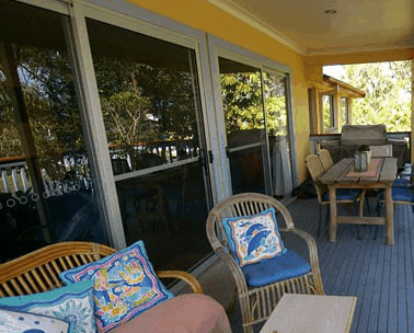 Surfside Retreat - Holiday Cairns 1