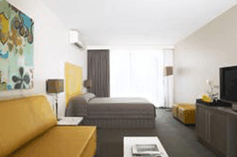 Narrabeen Sands Hotel - Holiday Cairns 1