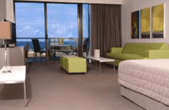 Narrabeen Sands Hotel - Holiday Cairns 2