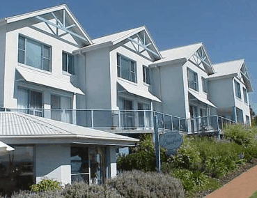 Breakers Apartments Mollymook - Holiday Cairns 2