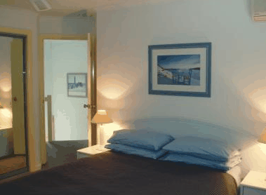 Breakers Apartments Mollymook - Holiday Cairns 4