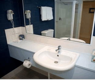 Mollymook Shores Motel - Holiday Cairns 1