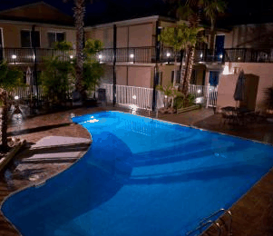 Mollymook Shores Motel - Holiday Cairns 3