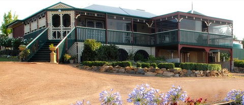 Gooromon Parks Cottages - Holiday Cairns 0