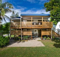 Wooli Serviced Apartments - Holiday Cairns