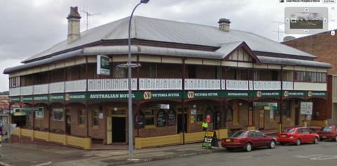 Australian Hotel - Holiday Cairns 3