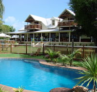 Clarence River Bed  Breakfast - Holiday Cairns