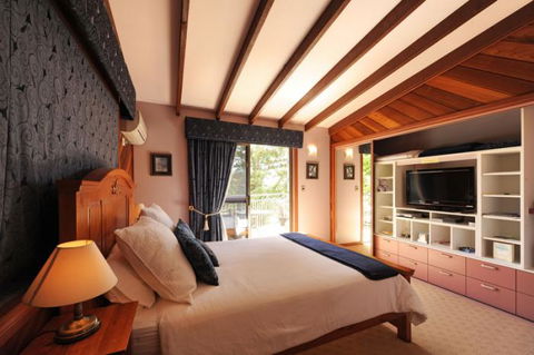Rooftops Bed & Breakfast - Holiday Cairns 3