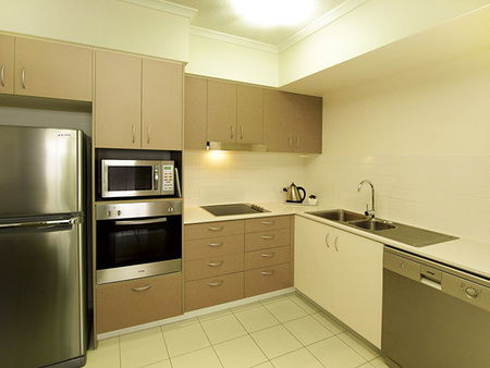 Oaks Aspire Apartments - Holiday Cairns 2