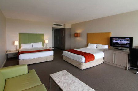 Quality Sands Hotel - Holiday Cairns 4